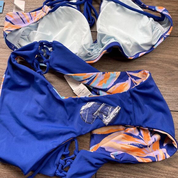 Cupshe Tropical Bikini Set Womens Size XL Strappy Back Top & Reversible Low Rise - Picture 8 of 10